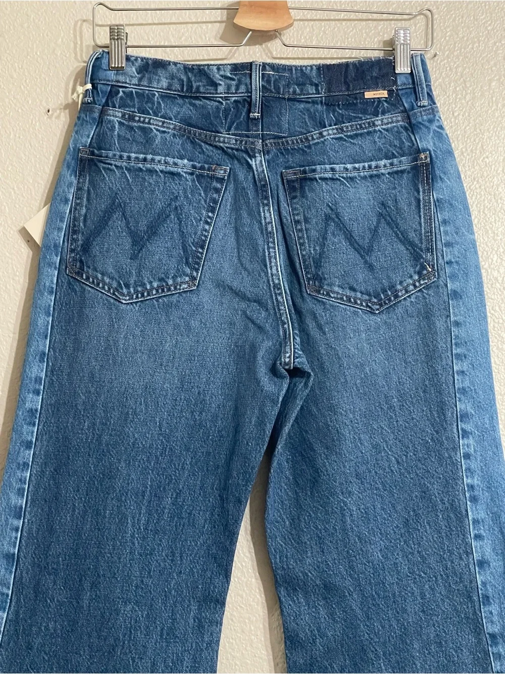 MOTHER The Tux Sidestepper Sneak Fray Jeans - Picture 6 of 14